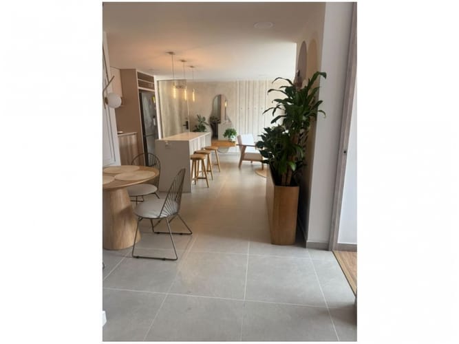 Apartamento de 3 alcobas en venta en El Poblado, Medellín, 95 m² · foto 13 de 18