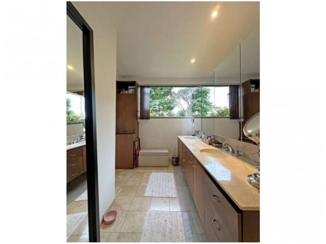 Casa de 3 alcobas en venta en Las Palmas, Envigado, 450 m² · foto 15 de 17
