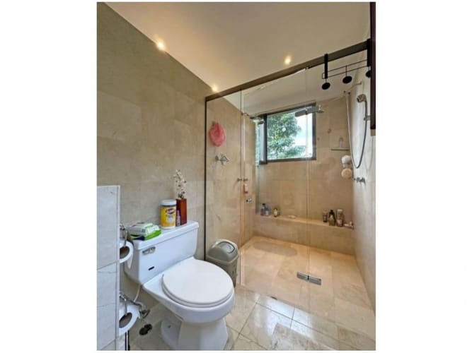 Casa de 3 alcobas en venta en Las Palmas, Envigado, 450 m² · foto 16 de 17