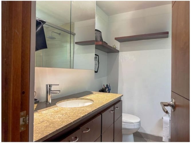 Casa de 3 alcobas en venta en Loma Del Esmeraldal, Medellín, 198 m² · foto 9 de 13