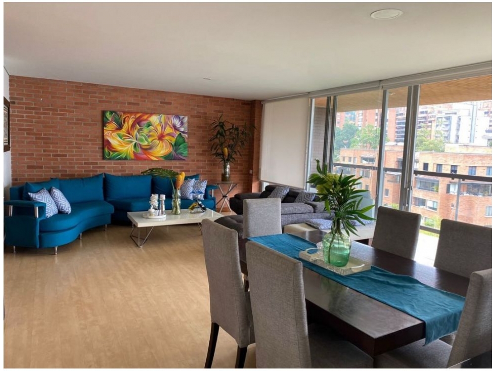 Apartamento en venta en El Poblado, Medellín · foto 3 de 17