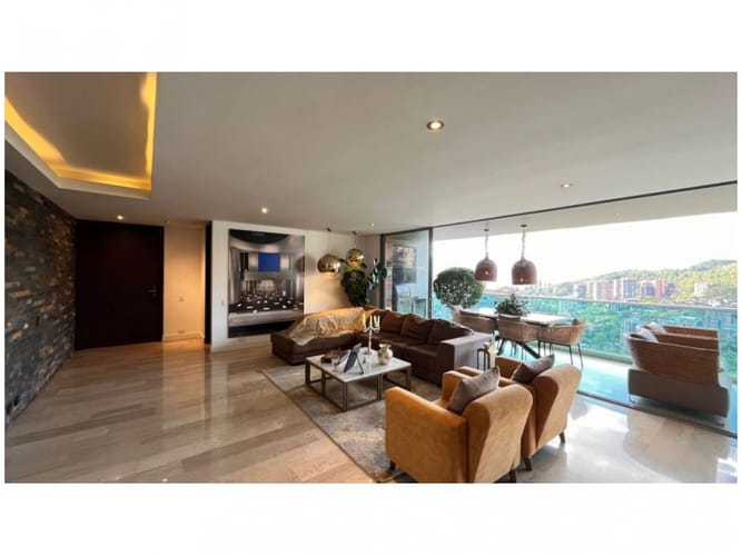 Apartamento de 3 alcobas en venta en El Poblado, Medellín, 245 m² · foto 7 de 17