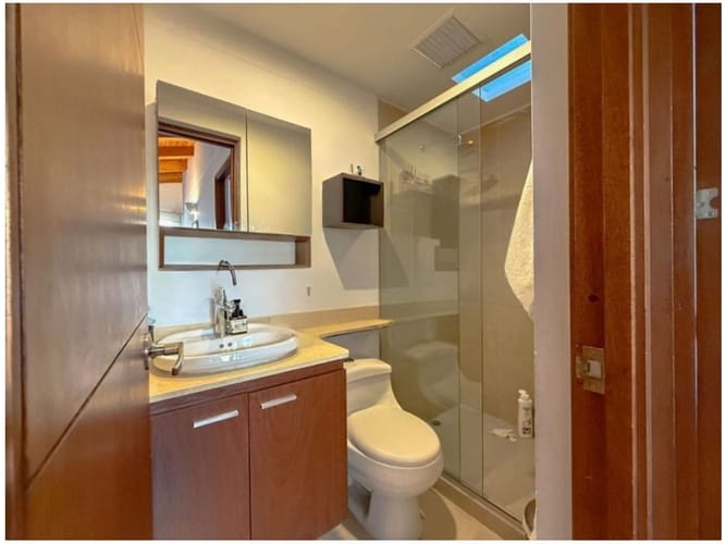 Casa de 3 alcobas en venta en Loma Del Esmeraldal, Medellín, 198 m² · foto 12 de 13