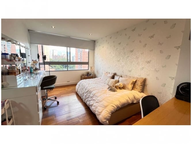 Apartamento de 3 alcobas en venta en El Poblado, Medellín, 245 m² · foto 9 de 17