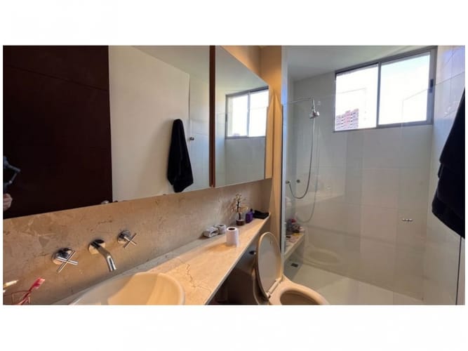 Apartamento de 3 alcobas en venta en El Poblado, Medellín, 245 m² · foto 10 de 17
