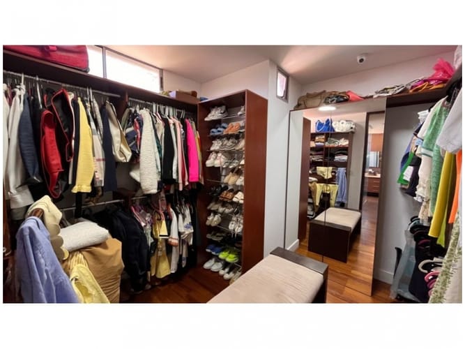 Apartamento de 3 alcobas en venta en El Poblado, Medellín, 245 m² · foto 15 de 17