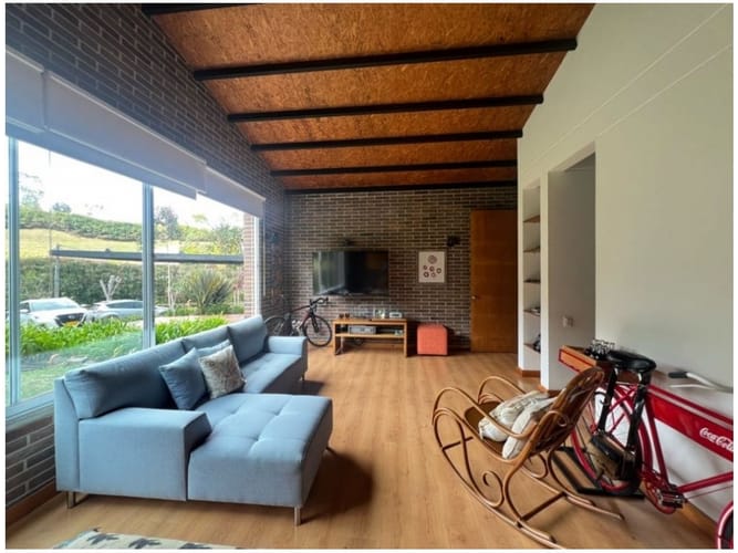 Casa de 3 alcobas en venta en El Retiro, 415 m² · foto 11 de 16