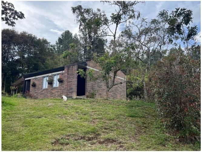 Casa de 3 alcobas en venta en El Retiro, 415 m² · foto 14 de 16