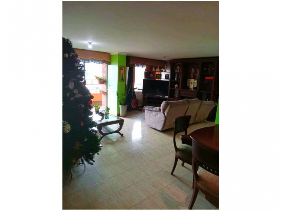 Apartamento en venta en Laureles, Medellín · foto 3 de 24