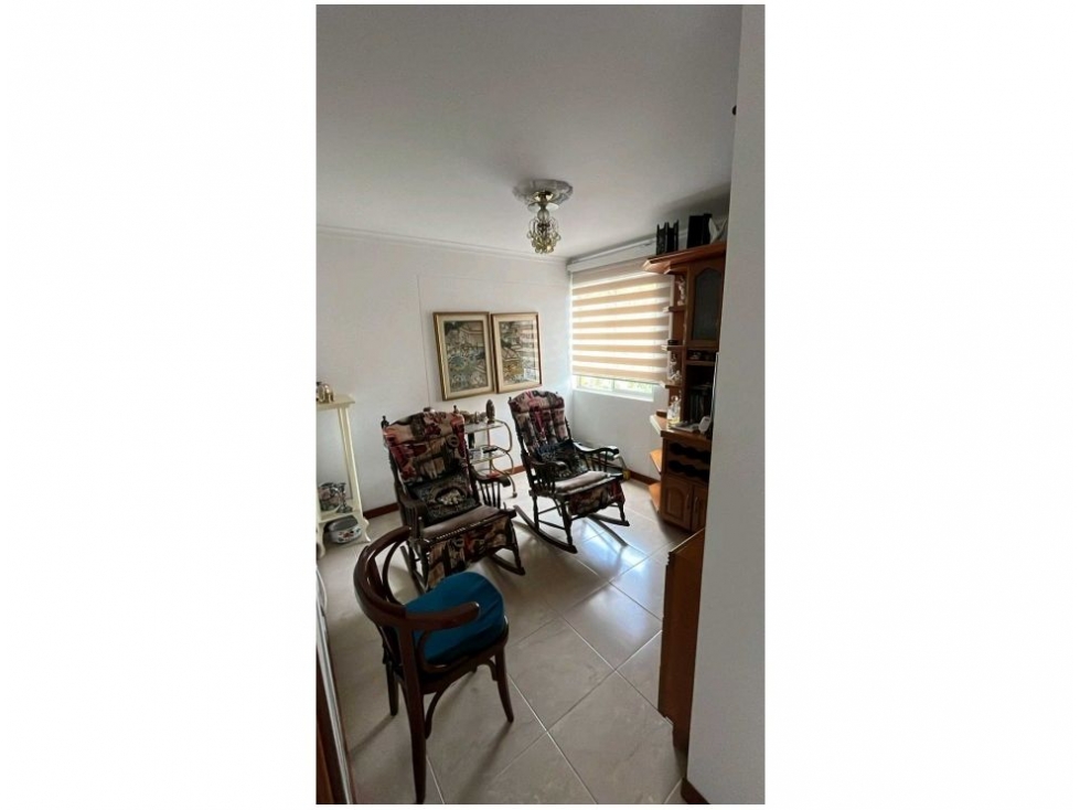 Apartamento en venta en Laureles, Medellín · foto 7 de 24