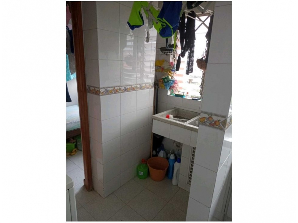 Apartamento en venta en Laureles, Medellín · foto 12 de 24