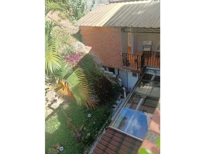 Casa de 3 alcobas en venta en El Poblado, Medellín, 148 m² · foto 8 de 24