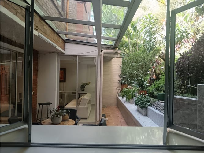 Casa de 3 alcobas en venta en El Poblado, Medellín, 148 m² · foto 19 de 24