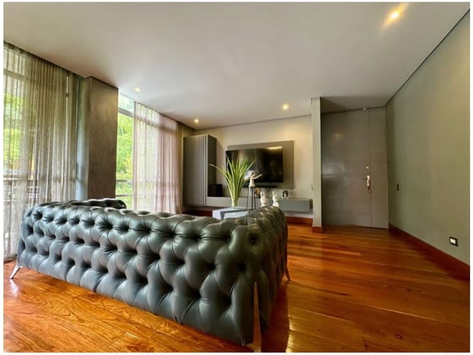 Apartamento en venta en El Poblado, Medellín · foto 7 de 24