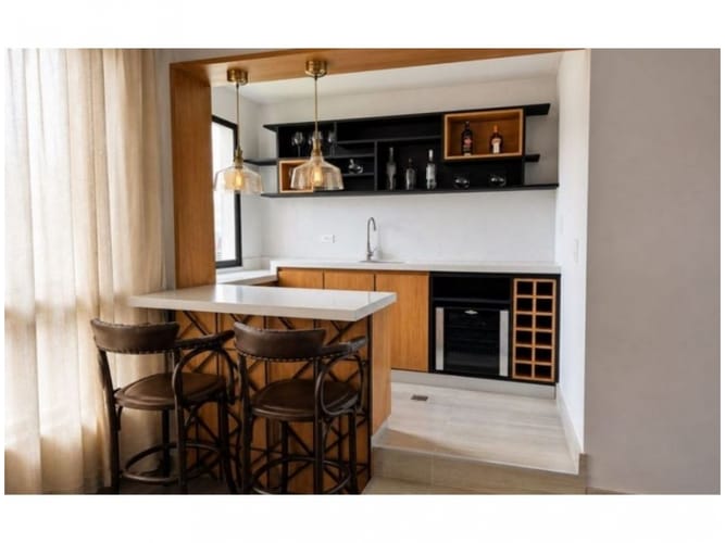 Apartamento de 3 alcobas en venta en El Poblado, Medellín, 277 m² · foto 12 de 24