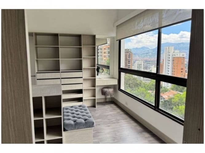 Apartamento de 3 alcobas en venta en El Poblado, Medellín, 277 m² · foto 18 de 24