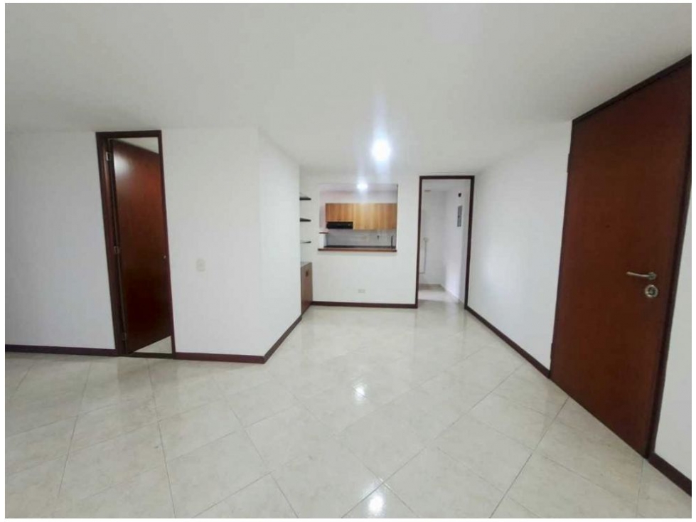 Apartamento en venta en Loma Del Esmeraldal, Envigado · foto 10 de 15
