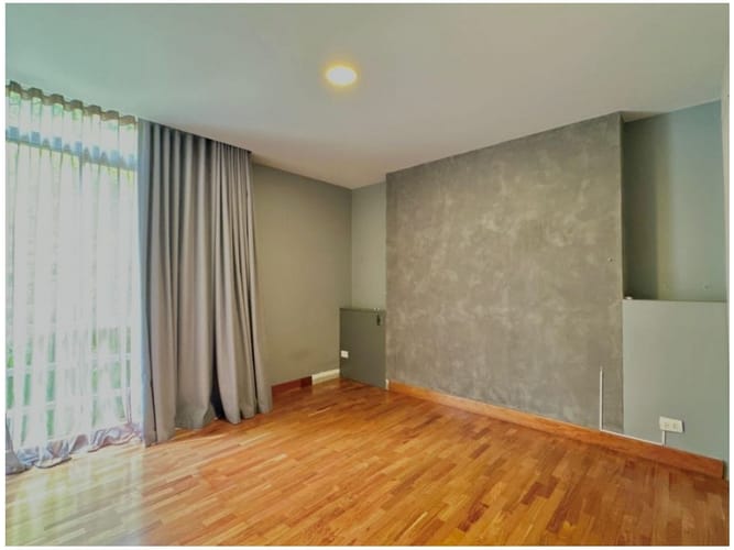 Apartamento en venta en El Poblado, Medellín · foto 23 de 24