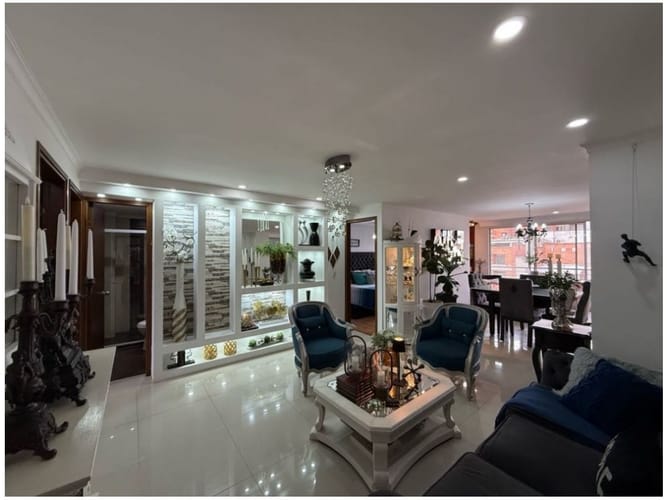 Apartamento de 4 alcobas en venta en Laureles, Medellín, 108 m² · foto 5 de 15