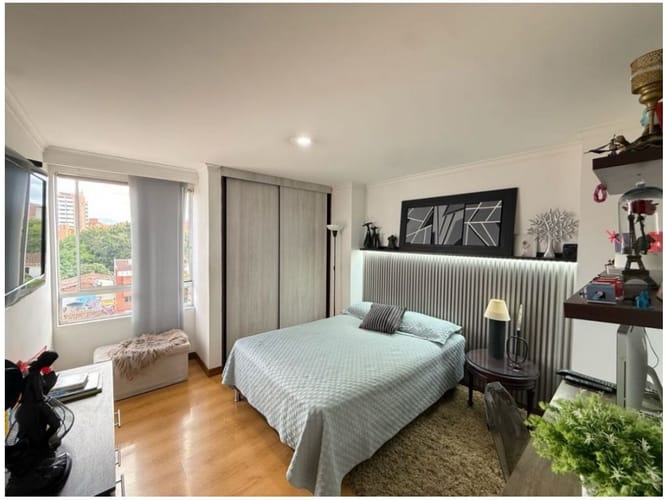 Apartamento de 4 alcobas en venta en Laureles, Medellín, 108 m² · foto 13 de 15