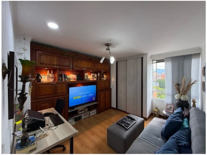 Apartamento de 4 alcobas en venta en Laureles, Medellín, 108 m² · foto 14 de 15
