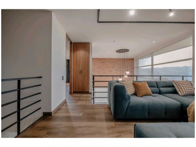 Apartamento de 3 alcobas en venta en Los Naranjos, Medellín, 169 m² · foto 17 de 24