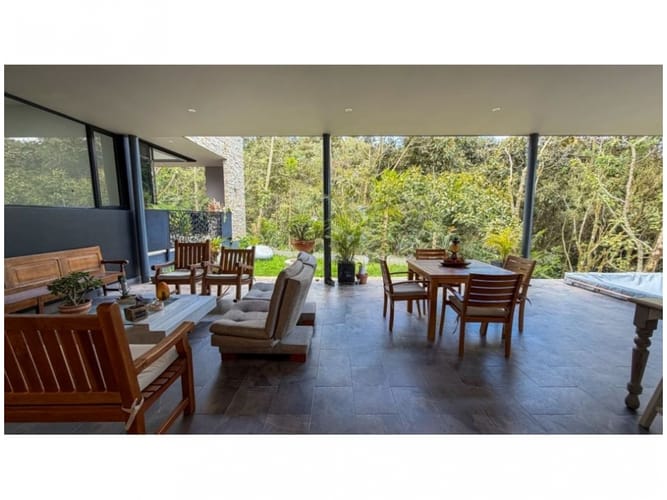 Casa de 3 alcobas en venta en Vía Las Palmas, Envigado, 400 m² · foto 7 de 24