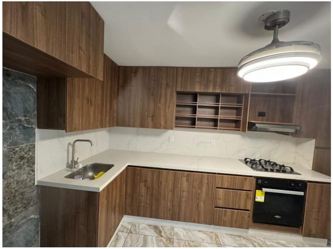 Casa de 4 alcobas en venta en Los Naranjos, Envigado, 160 m² · foto 11 de 24