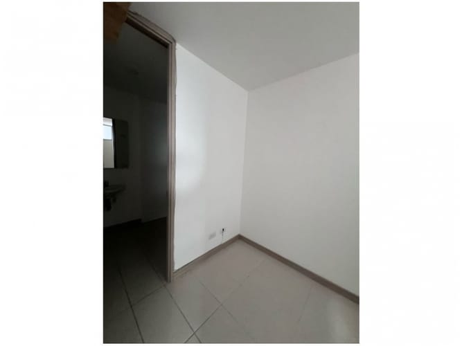 Apartamento de 3 alcobas en venta en La Pradera, Medellín, 250 m² · foto 14 de 24