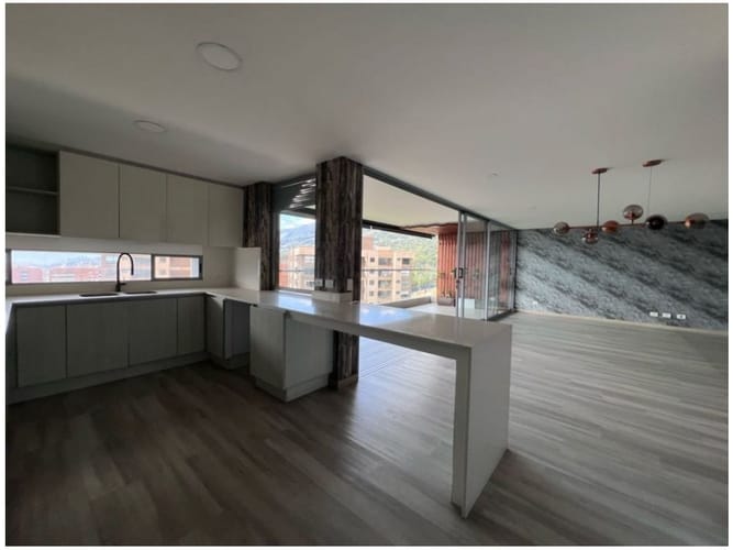 Apartamento de 3 alcobas en venta en La Pradera, Medellín, 250 m² · foto 15 de 24