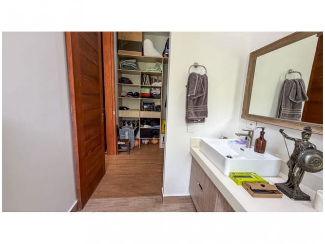 Casa de 3 alcobas en venta en Vía Las Palmas, Envigado, 400 m² · foto 15 de 24