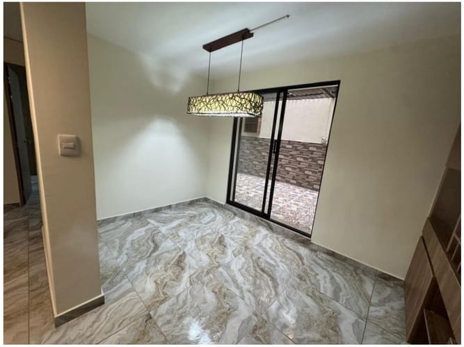 Casa de 4 alcobas en venta en Los Naranjos, Envigado, 160 m² · foto 18 de 24
