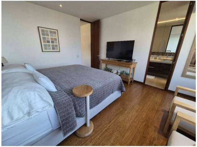 Apartamento de 3 alcobas en venta en San Lucas, Medellín, 217 m² · foto 13 de 24
