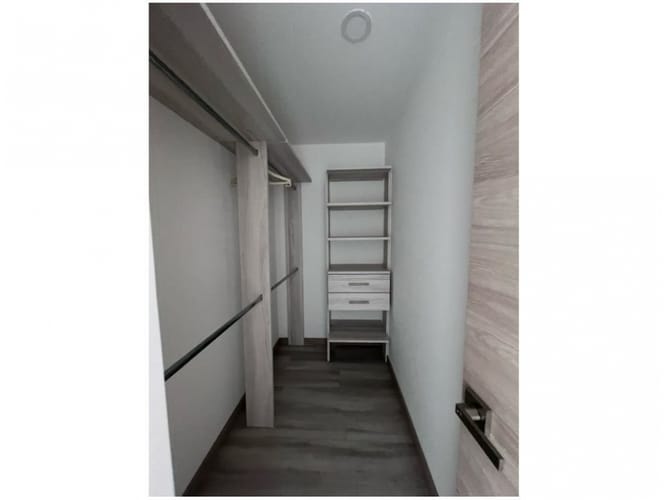 Apartamento de 3 alcobas en venta en La Pradera, Medellín, 250 m² · foto 24 de 24