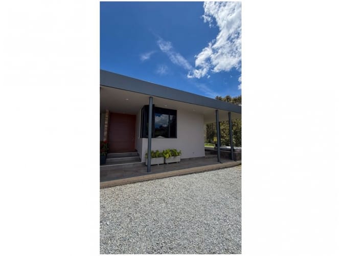 Casa de 3 alcobas en venta en Vía Las Palmas, Envigado, 400 m² · foto 24 de 24
