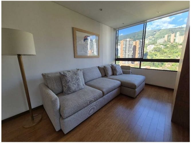 Apartamento de 3 alcobas en venta en San Lucas, Medellín, 217 m² · foto 17 de 24