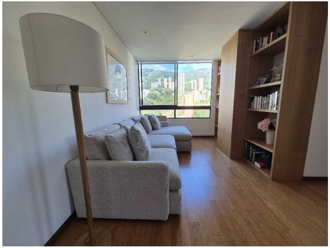 Apartamento de 3 alcobas en venta en San Lucas, Medellín, 217 m² · foto 18 de 24
