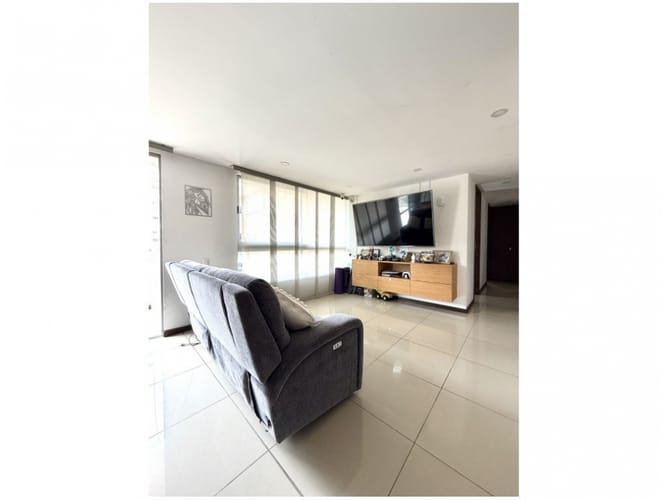 Apartamento de 3 alcobas en venta en El Poblado, Medellín, 112 m² · foto 5 de 10