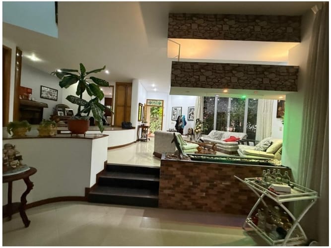 Casa de 5 alcobas en venta en Loma De San Jose, Sabaneta, 420 m² · foto 6 de 22