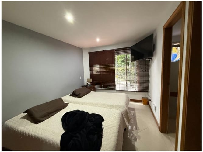 Casa de 5 alcobas en venta en Loma De San Jose, Sabaneta, 420 m² · foto 8 de 22