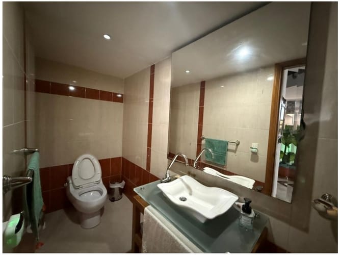 Casa de 5 alcobas en venta en Loma De San Jose, Sabaneta, 420 m² · foto 9 de 22