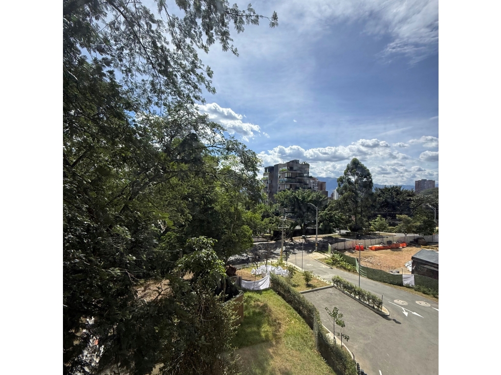 Apartamento en venta en El Poblado, Medellín · foto 11 de 14