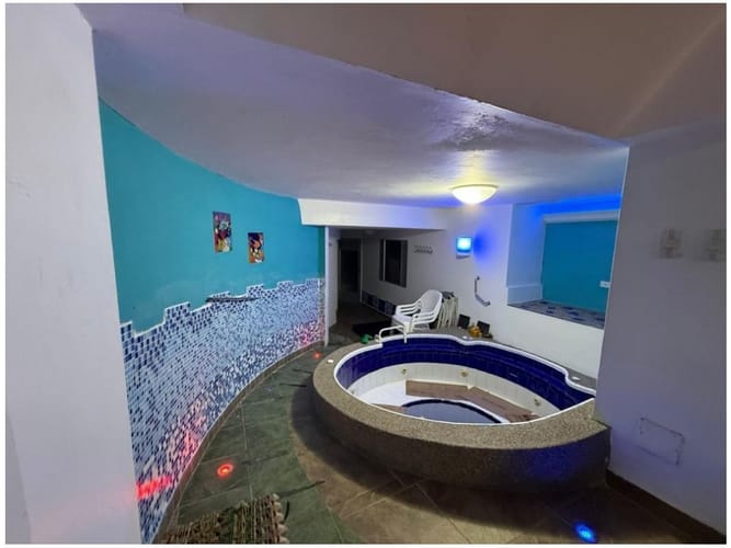 Casa de 5 alcobas en venta en Loma De San Jose, Sabaneta, 420 m² · foto 21 de 22