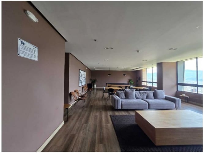 Apartaestudio en venta en El Poblado, Medellín, 57 m² · foto 23 de 24