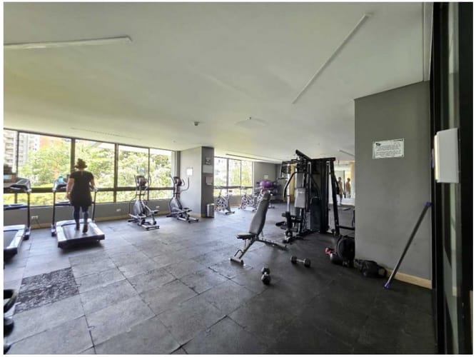 Apartaestudio en venta en El Poblado, Medellín, 57 m² · foto 24 de 24