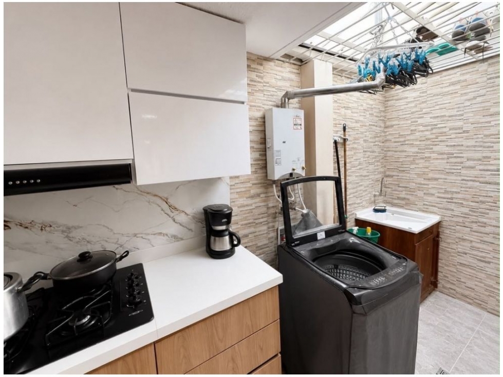 Apartamento en venta en Calasanz, Medellín · foto 2 de 21