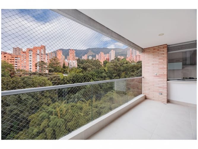 Apartamento en venta en Provenza, Medellín · foto 7 de 24