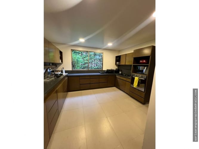 Casa de 3 alcobas en venta en Caminos De La Romeria, Sabaneta, 580 m² · foto 13 de 24