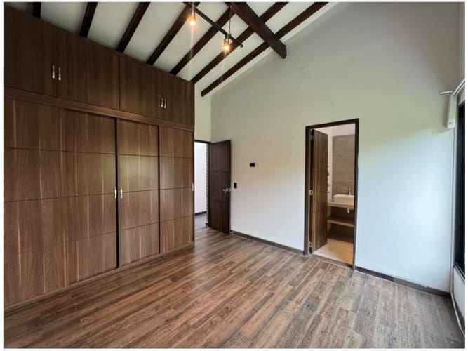 Casa de 4 alcobas en venta en Pantanillo, Medellín, 1650 m² · foto 20 de 24