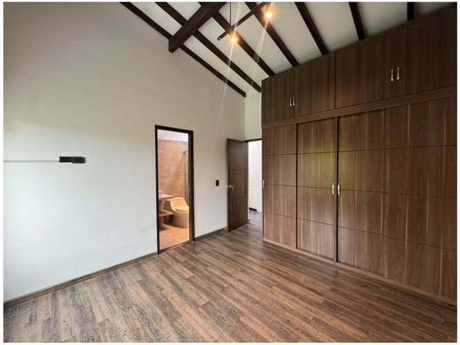 Casa de 4 alcobas en venta en Pantanillo, Medellín, 1650 m² · foto 21 de 24